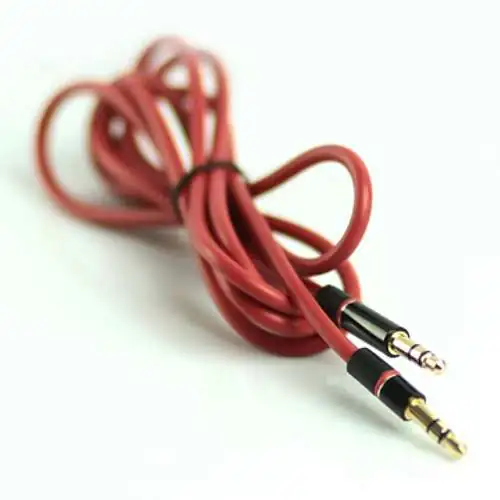 Câble Plaqué Or Jack 3,5 mm Blindé 130 cm Mâle-Mâle Rouge