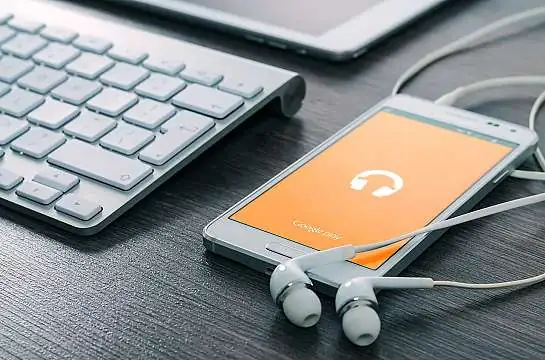 Écouteurs et kits-piéton pour smartphone