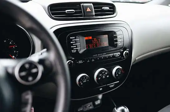 Transmetteurs FM pour voiture